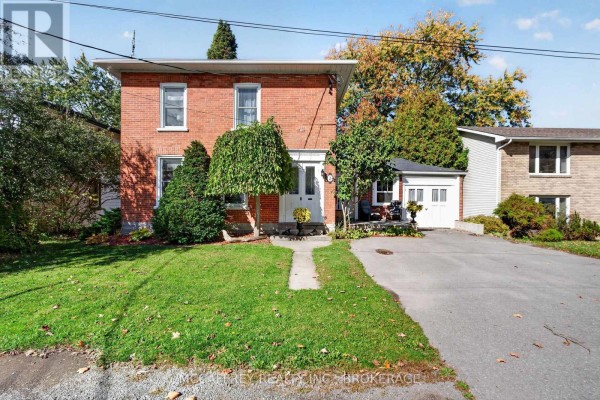 Primary Bedroom - 2 Briggs Street, Greater Napanee, ON K7R3G6 Photo 2