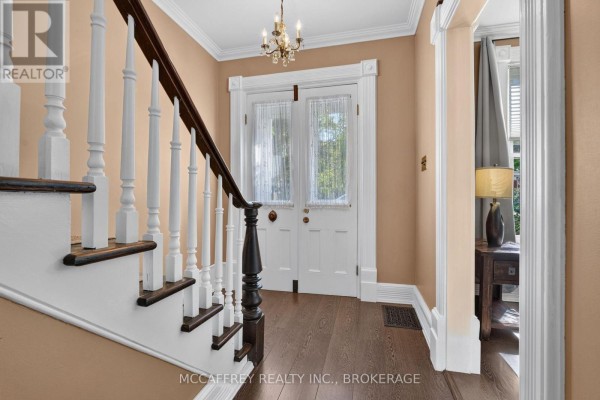 Dining room - 2 Briggs Street, Greater Napanee, ON K7R3G6 Photo 4
