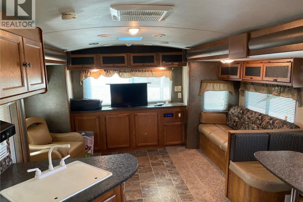 2 Bronco Drive, Delaronde Lake, SK, photo 2