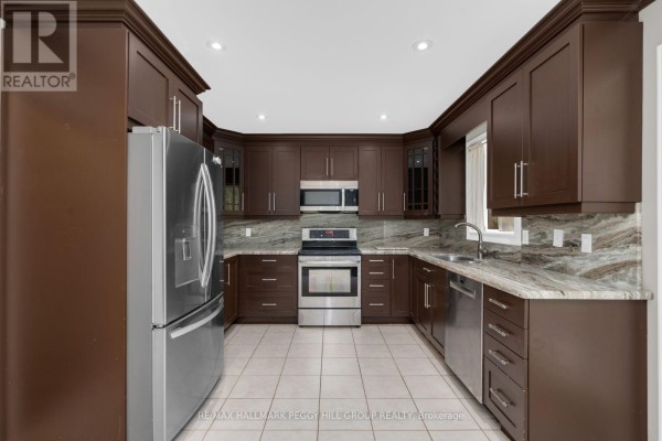 Kitchen - 2 Brown Wood Drive, Barrie, ON L4M6N4 Photo 2