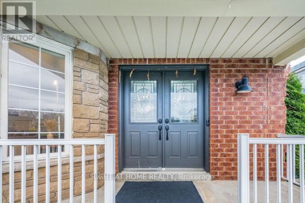 2 Catherwood Lane, Clarington, ON, photo 3