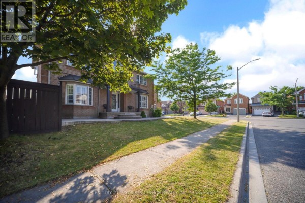 Media - 2 Checkerberry Crescent, Brampton, ON L6R2T2 Photo 3