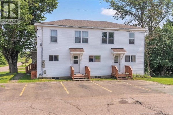 2 Copp Street, Sackville, NB E4L3T7 Photo 2