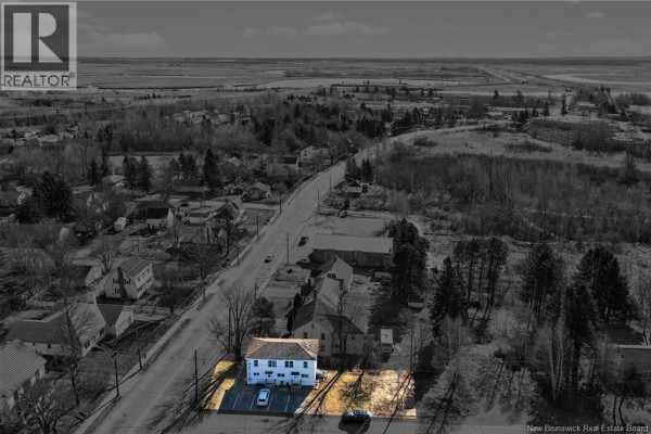 2 Copp Street, Sackville, NB E4L3T7 Photo 5