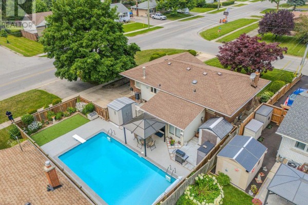 2 Croydon Drive, St  Catharines, ON, photo 2