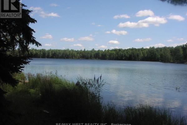 2 Curry Point Road, Markstay Warren, ON, photo 2