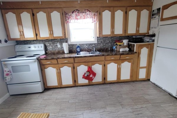 2 Davis Street, Glace Bay, NS, photo 2