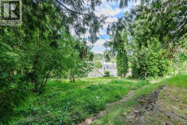2 Drake Road, Salt Spring Island, BC V8K2K8 Photo 3