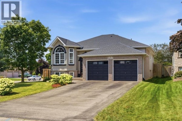 2 Dunton Lane, Paris, ON, photo 2