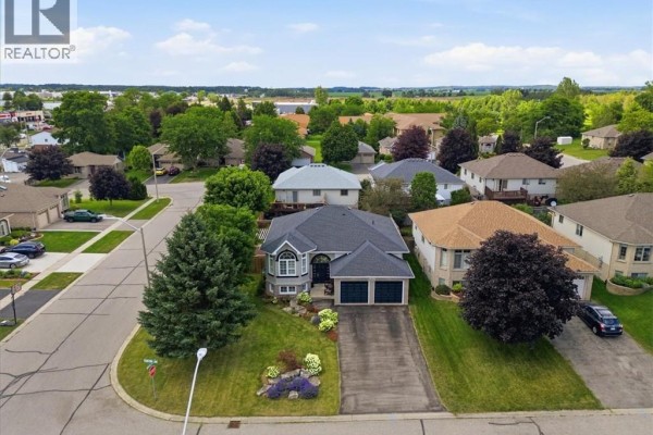 2 Dunton Lane, Paris, ON, photo 3