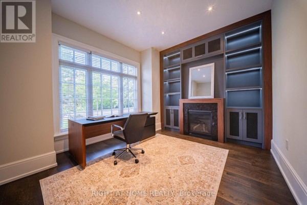 2 Finchley Road, Toronto, ON M9A2X3 Photo 4