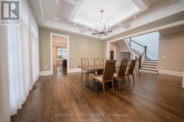 2 Finchley Road, Toronto, ON M9A2X3 Photo 5