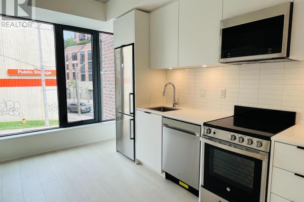 Bedroom - 2 Floor - 1 Vine Avenue, Toronto, ON M6P0C8 Photo 2