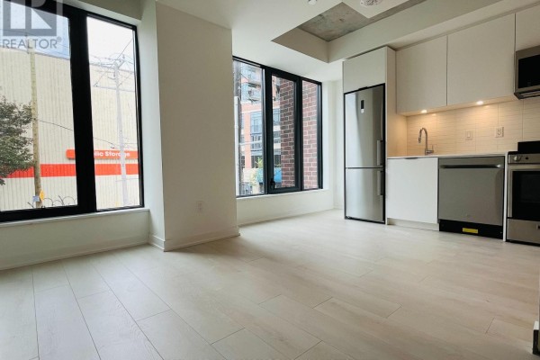 2 Floor - 1 Vine Avenue, Toronto, ON M6P0C8 Photo 4