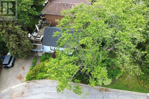 2 Foch Avenue, Toronto, ON, photo 2