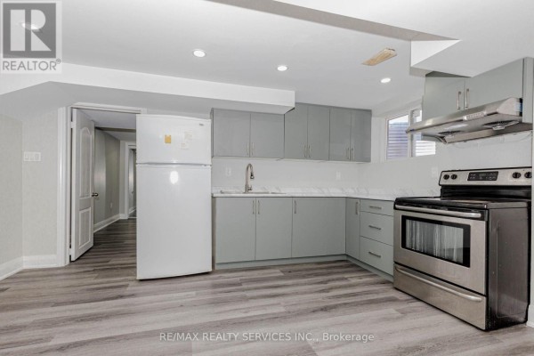 2 Gervais Drive, Brampton, ON L6Y2Z2 Photo 4