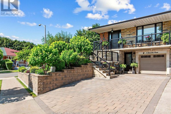 2 Grenadine Court, Toronto, ON, photo 2
