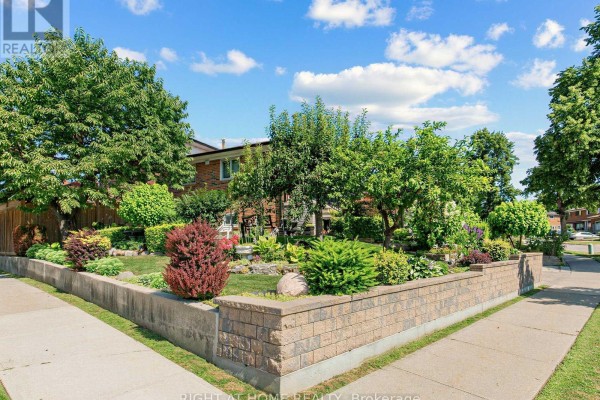2 Grenadine Court, Toronto, ON, photo 3