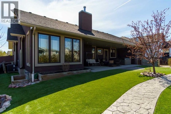 2 Harrison Green, Olds, AB, photo 3