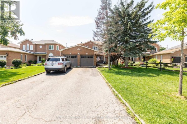 2 Hook Court, Barrie, ON, photo 2