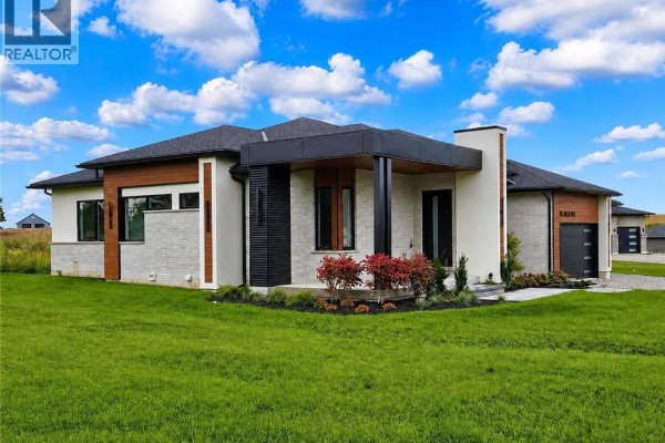2 Hudson Drive, Brantford, ON, photo 2
