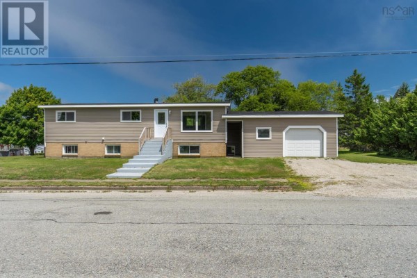 2 Huntington Street, Yarmouth, NS, photo 3
