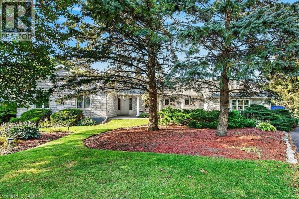 Den - 2 Karendale Crescent, Freelton, ON L8B0Z6 Photo 3