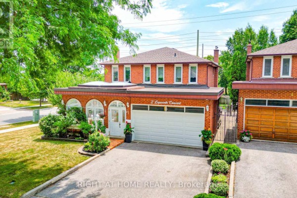2 Lapworth Crescent, Toronto, ON, photo 2