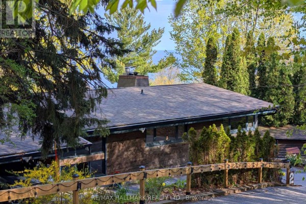 2 Ledge Road, Toronto, ON, photo 2