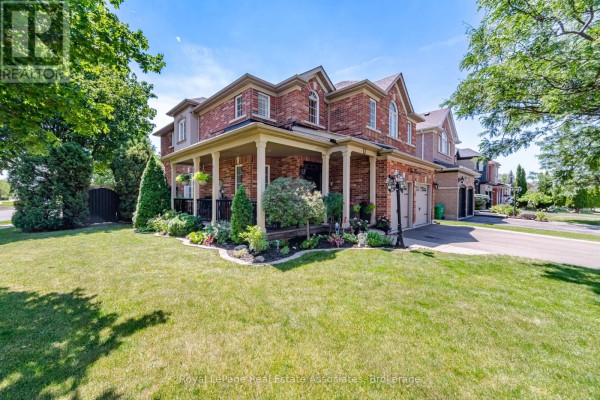 2 Olde Town Road, Brampton, ON, photo 2