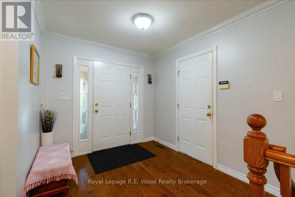 Primary Bedroom - 2 Oriole Crescent, Woodstock, ON N4T1T1 Photo 5