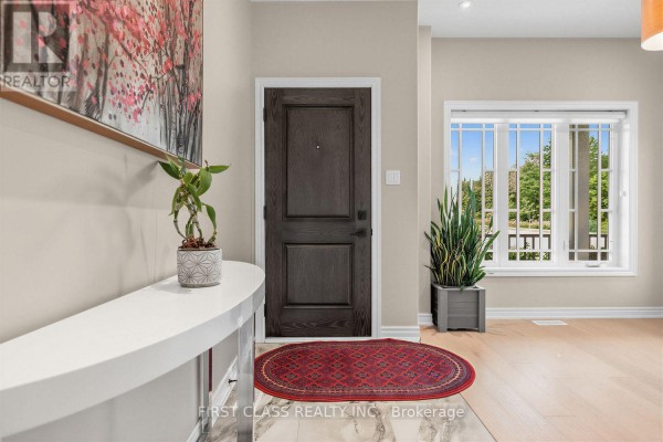 2 Pennell Drive, Barrie, ON, photo 3