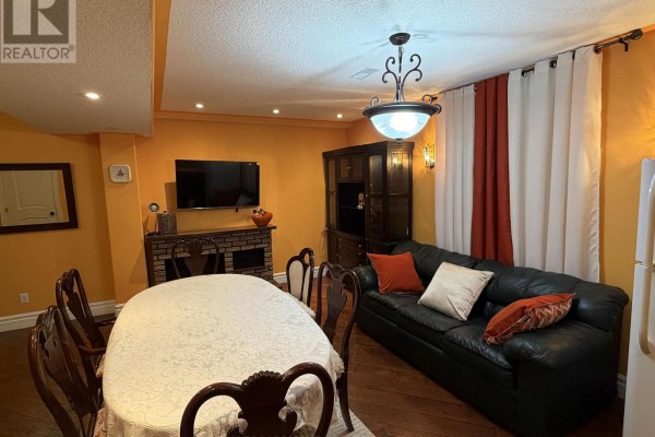 Dining room - 2 Pineridge Drive, Hamilton, ON L9A5K2 Photo 5