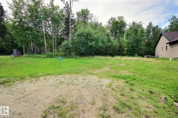 2 Poppy Pl, Rural Lac Ste  Anne County, AB, photo 2