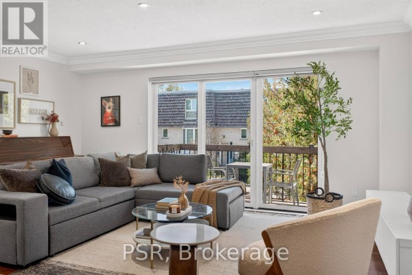 Kitchen - 2 Powderhorn Mill Way, Toronto, ON M2L1R8 Photo 4
