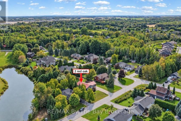 Recreational, Games room - 2 Red Oak Drive, Wasaga Beach, ON L9Z1J5 Photo 2