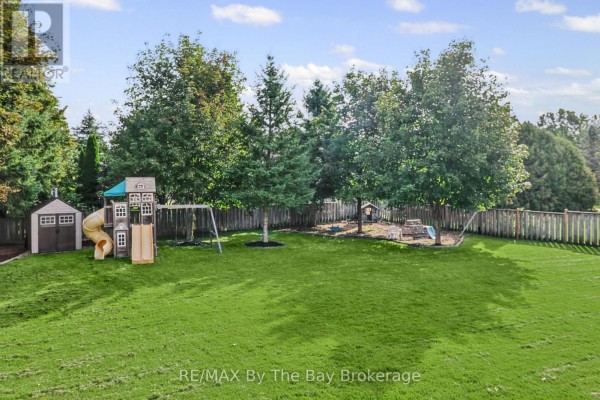 Recreational, Games room - 2 Red Oak Drive, Wasaga Beach, ON L9Z1J5 Photo 3
