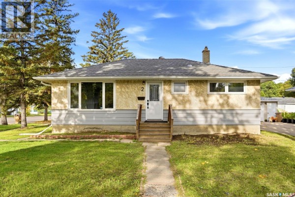 Residential for sale at 2 Sampson Place, Regina, SK - MLS® VVitk2