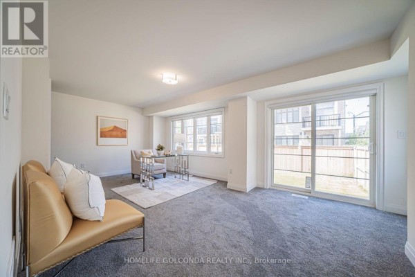 Living room - 2 Silvermills Lane, Markham, ON L6C3L5 Photo 4