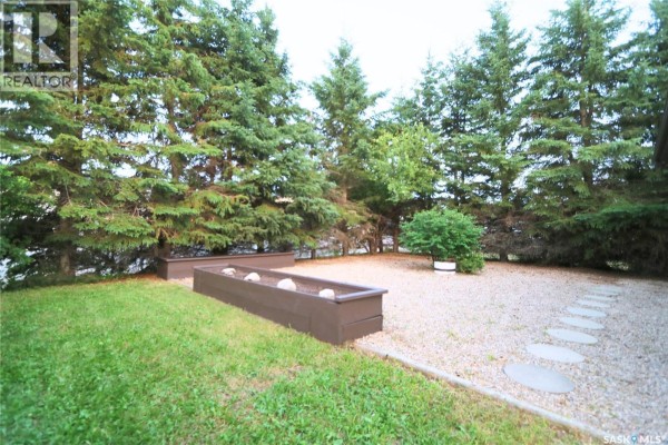 Living room - 2 Spice Drive, Yorkton, SK S3N3W2 Photo 4