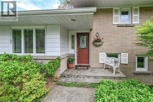 2pc Bathroom - 2 Summit Circle, Simcoe, ON N3Y3K8 Photo 4
