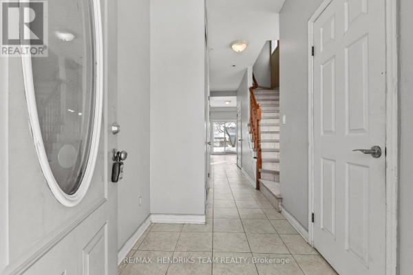 Bedroom - 2 Townline Road E, Thorold, ON L2V2C3 Photo 5