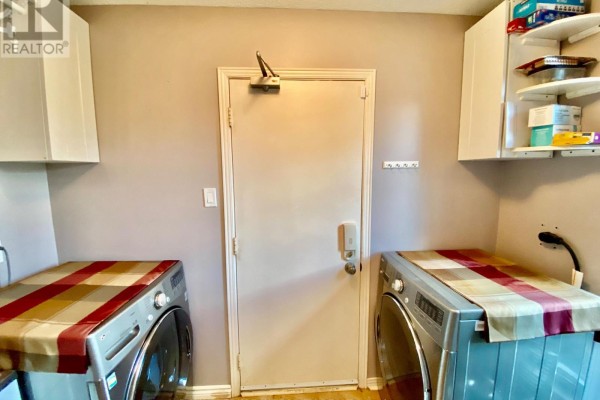 2 Tunbridge Court, Ottawa, ON K2E7J8 Photo 5