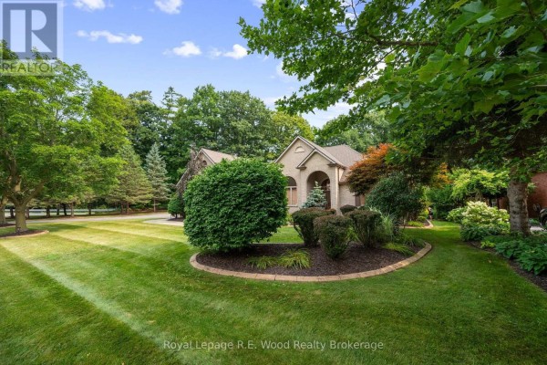 2 Whispering Pine Lane, Tillsonburg, ON N4G5V4 Photo 2