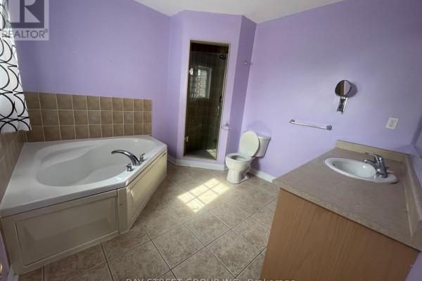 2 Willow Trail Road, Markham, ON L6E1V2 Photo 2