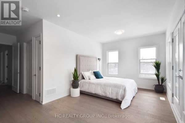 Den - 2 Yans Way, Markham, ON L3R0J8 Photo 5