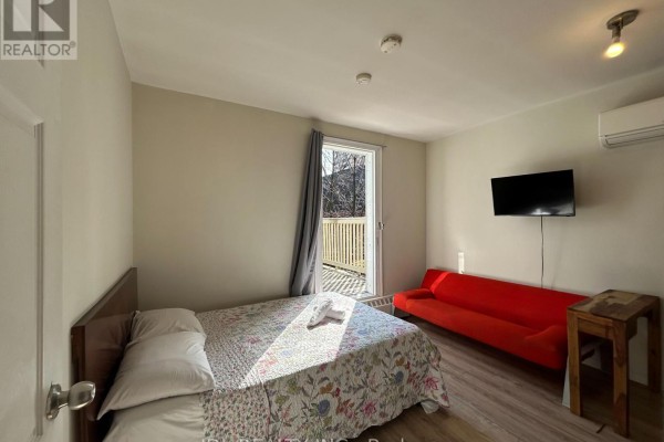 2-bedroom Unit 2nd Floor - 3 Pembroke St Street, Toronto, ON, photo 2
