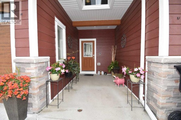 #20, 214 Mcardell Drive, Hinton, AB, photo 2