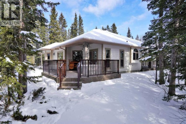 Dining room - 20, 4147 Highway 587, Rural Mountain View County, AB T0M0K0 Photo 3