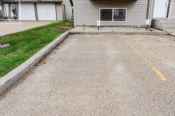 Bedroom - 20, 4803 54 Avenue, Camrose, AB T4V5B1 Photo 2